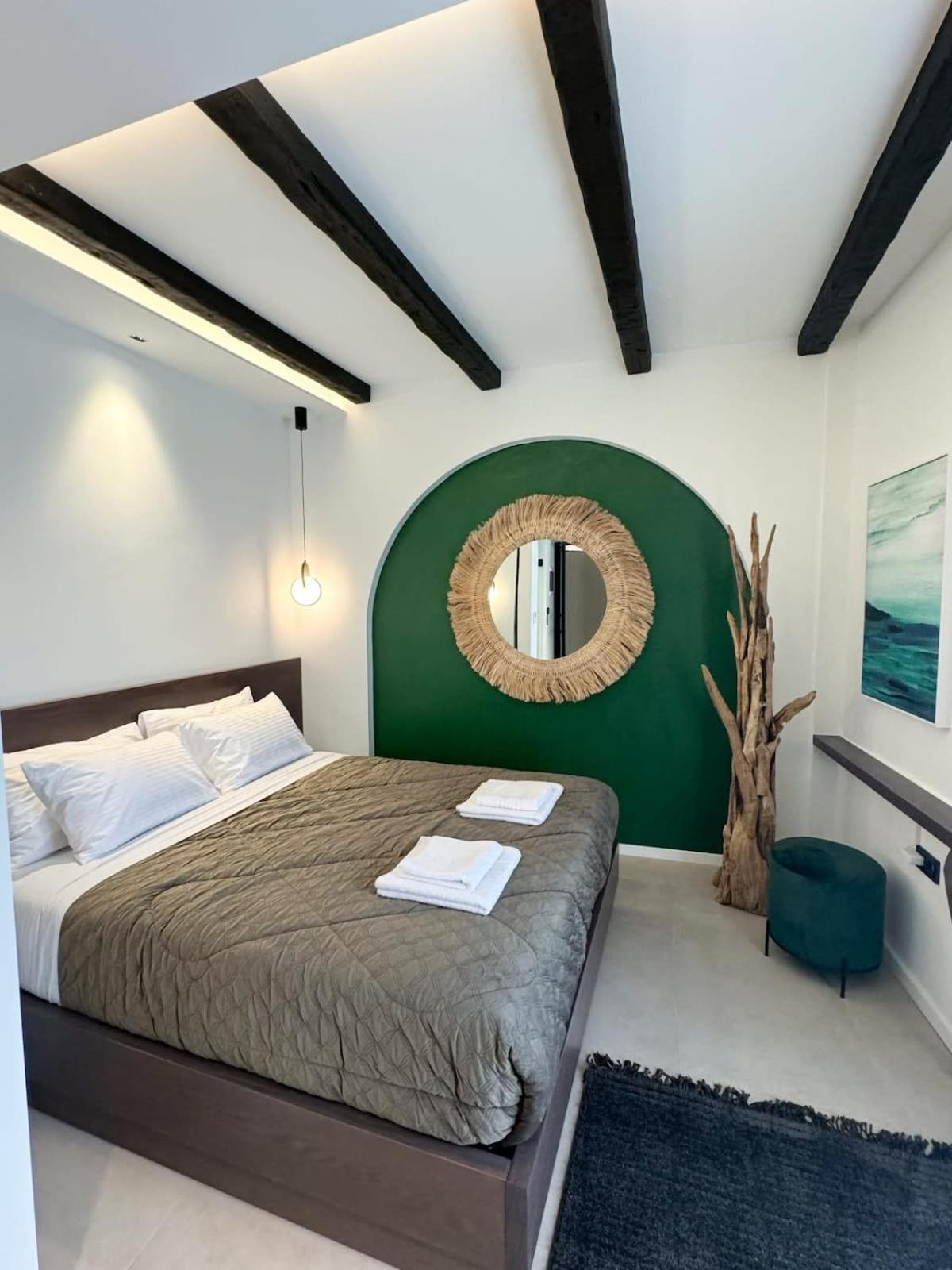 דירות Naousa  Urban Gem In The Heart Of Naoussa A Stylish Escape מראה חיצוני תמונה