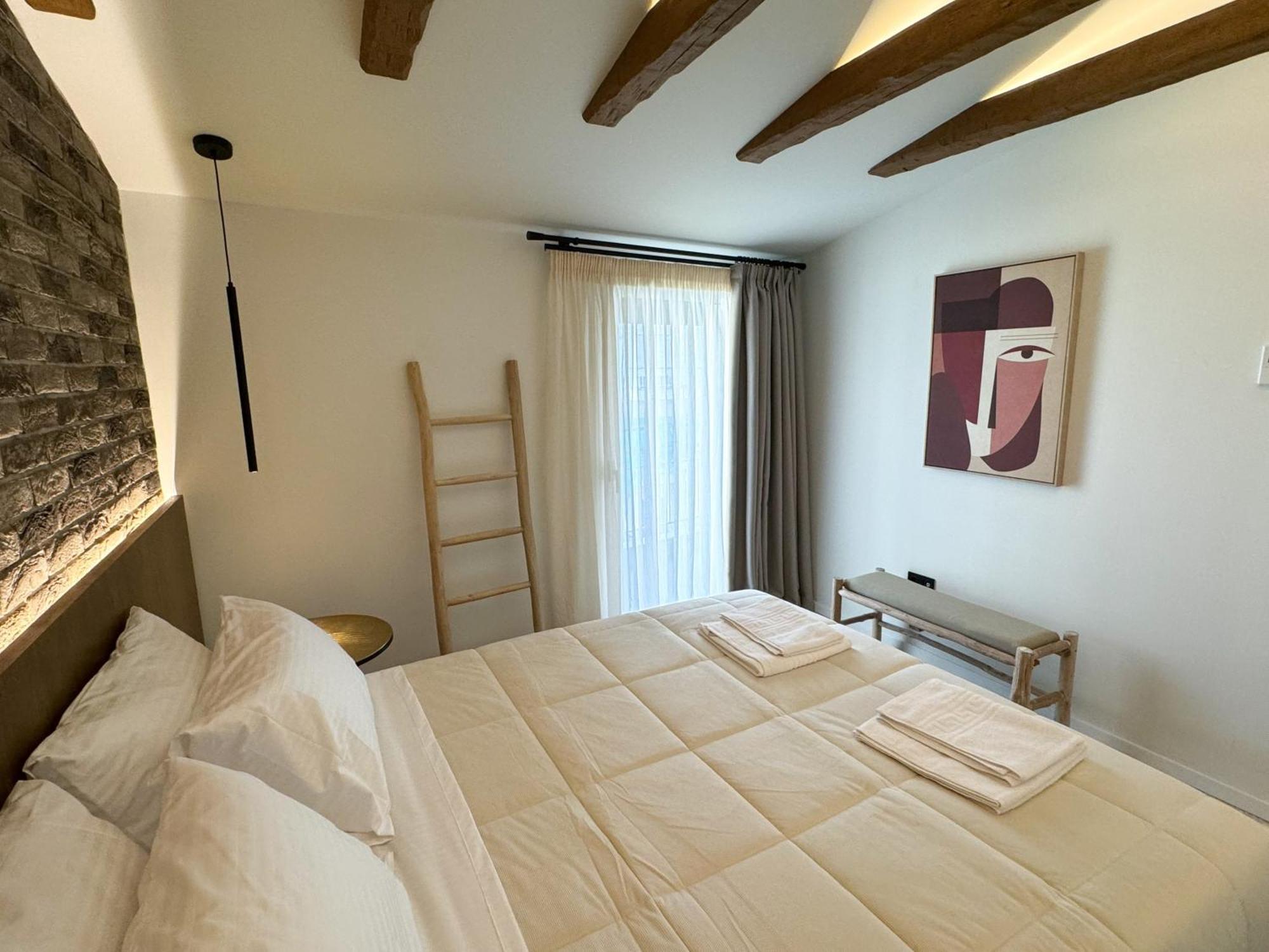 דירות Naousa  Urban Gem In The Heart Of Naoussa A Stylish Escape מראה חיצוני תמונה