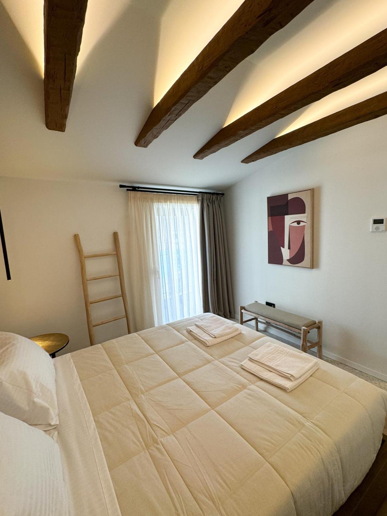 דירות Naousa  Urban Gem In The Heart Of Naoussa A Stylish Escape מראה חיצוני תמונה